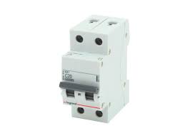 TWEEPOLIGE SOKKELAUTOMAAT 20A - LEGRAND
