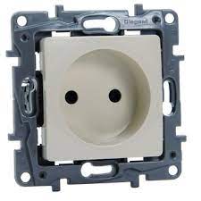 STOPCONTACT 2P NILOE CREME
