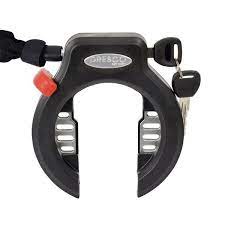 RINGSLOT MET PLUG IN KETTING