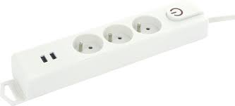 [81096] 3V STOPCONTACT +SCH +USBA+C +1.5M WIT